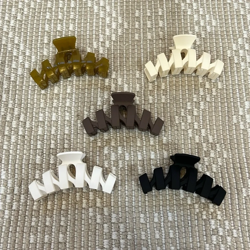 Set of 5 Neutral Colored Large Hair Claws (Cream, White, Bronze, Black, Brown)